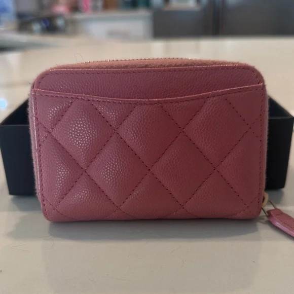 Chanel Quilted Pink Wallet with Gold Accents - Picture 3 of 9